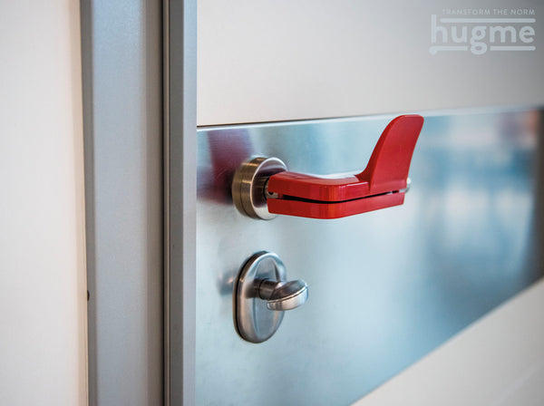 Hygiene Türöffner hugme (erdbeerrot) - Set bestehend aus Innen- & Außengriff